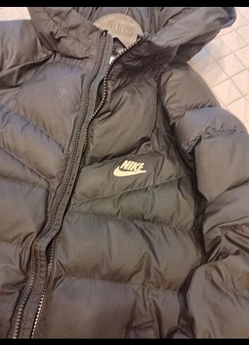 s Beden Orjinal Nike Kaz Tüyü Şişme Mont