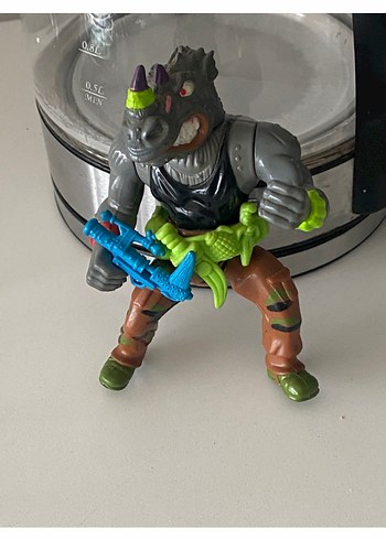 Gri Rinoceront Temalı Aksiyon Figürü - Görsel 2