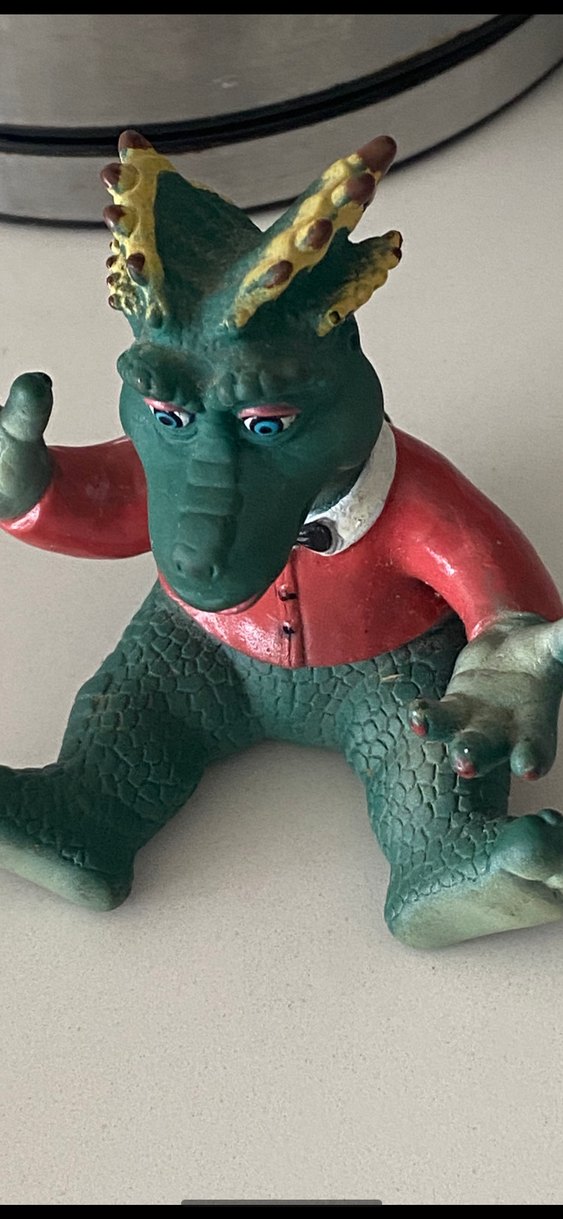 Koyu Gri Ejderha Figürü - Görsel 2