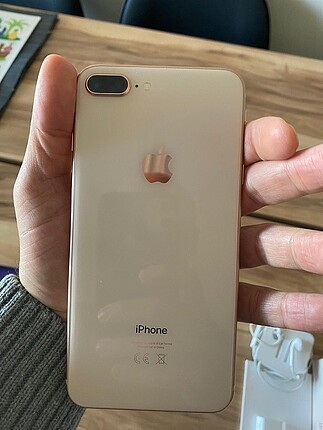 Apple iPhone 8 Plus Altın - 64 GB