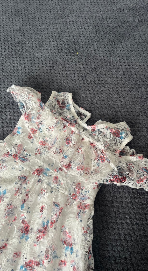 Beyaz Nakışlı Kız Çocuk Dantelli Elbise - Görsel 2