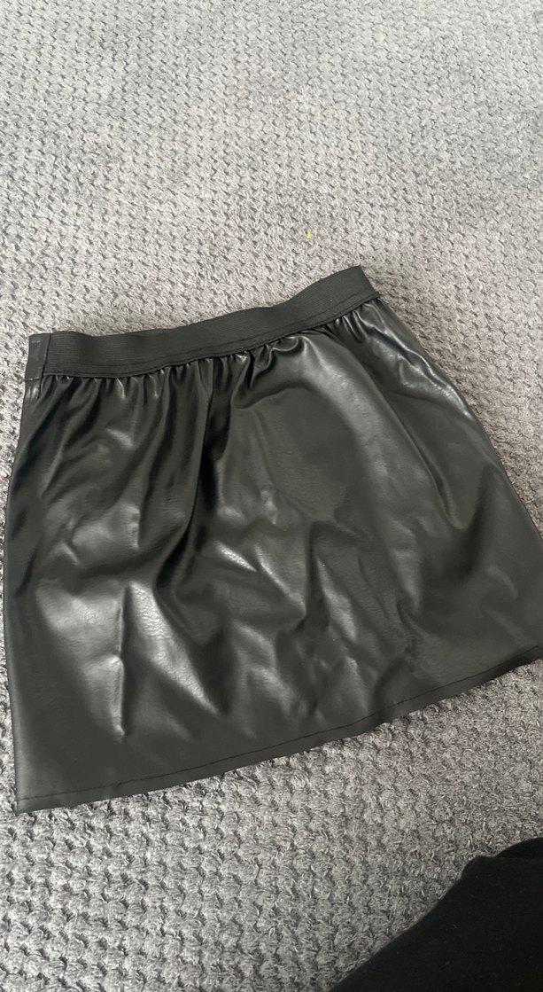 Kemerli Siyah Deri Mini Etek - Görsel 3