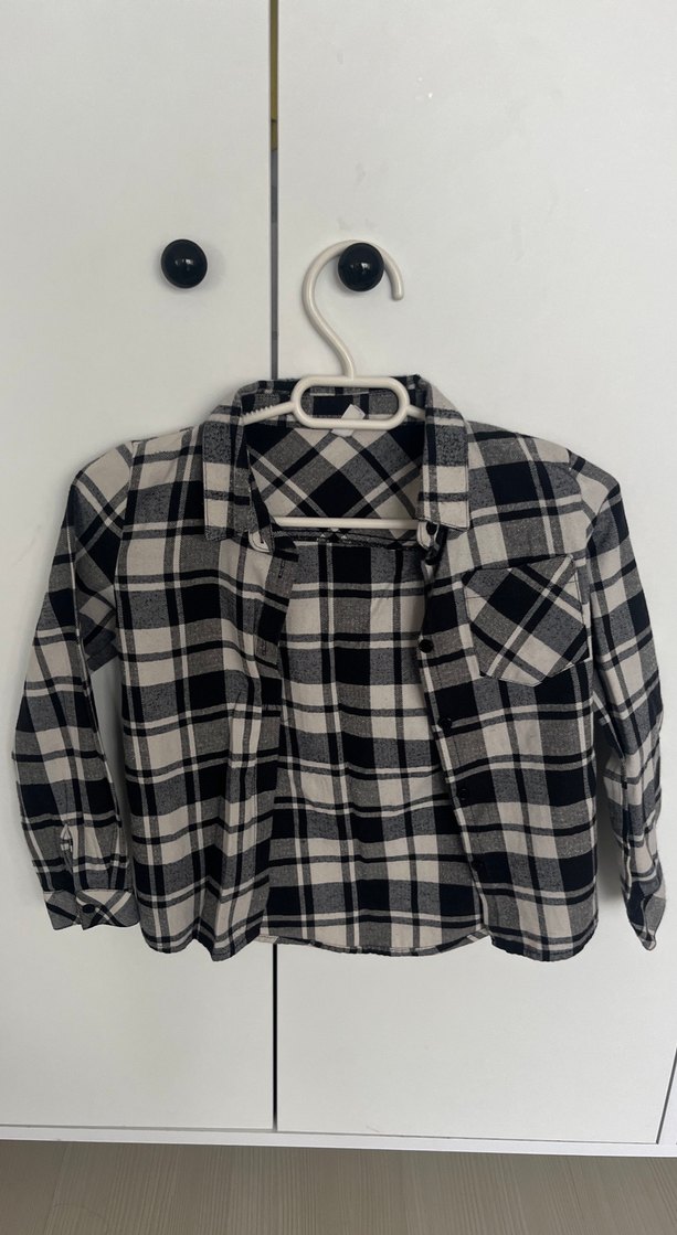 Düğmeli GriGömlek - Görsel 2