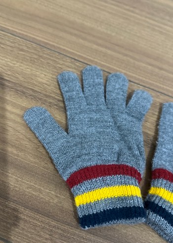 Erkek Çocuk Gri Örgü Eldiven - Görsel 2