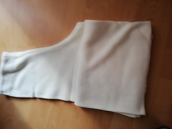 Beyaz triko pantolon