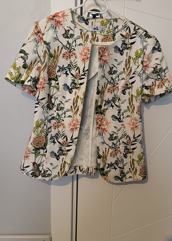 Desenli Kısa Kollu Mini Kadın ceket - Görsel 3