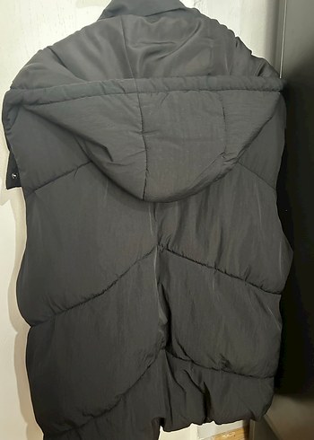 Bershka şişme mont/yelek - Görsel 3