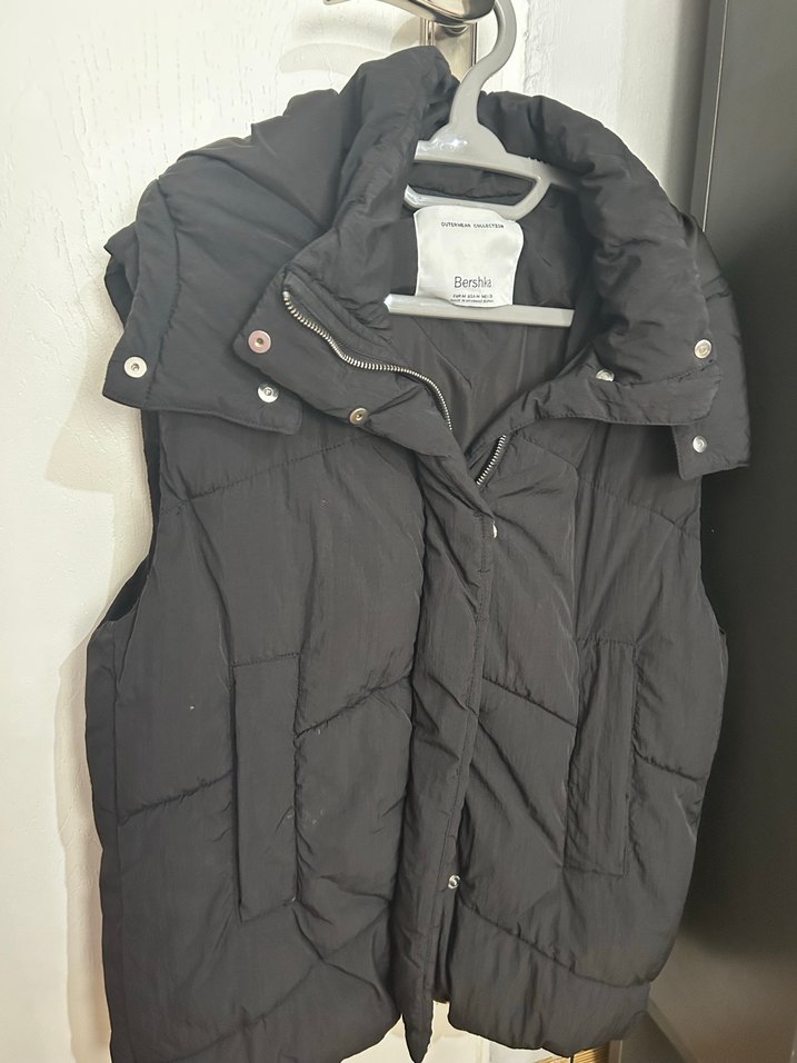 Bershka şişme mont/yelek - Görsel 2