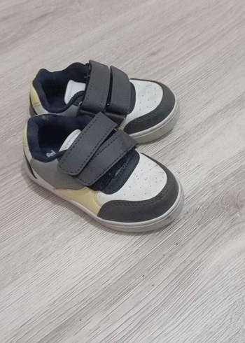 Gri Erkek Çocuk Cırt Cırtlı Spor Ayakkabı