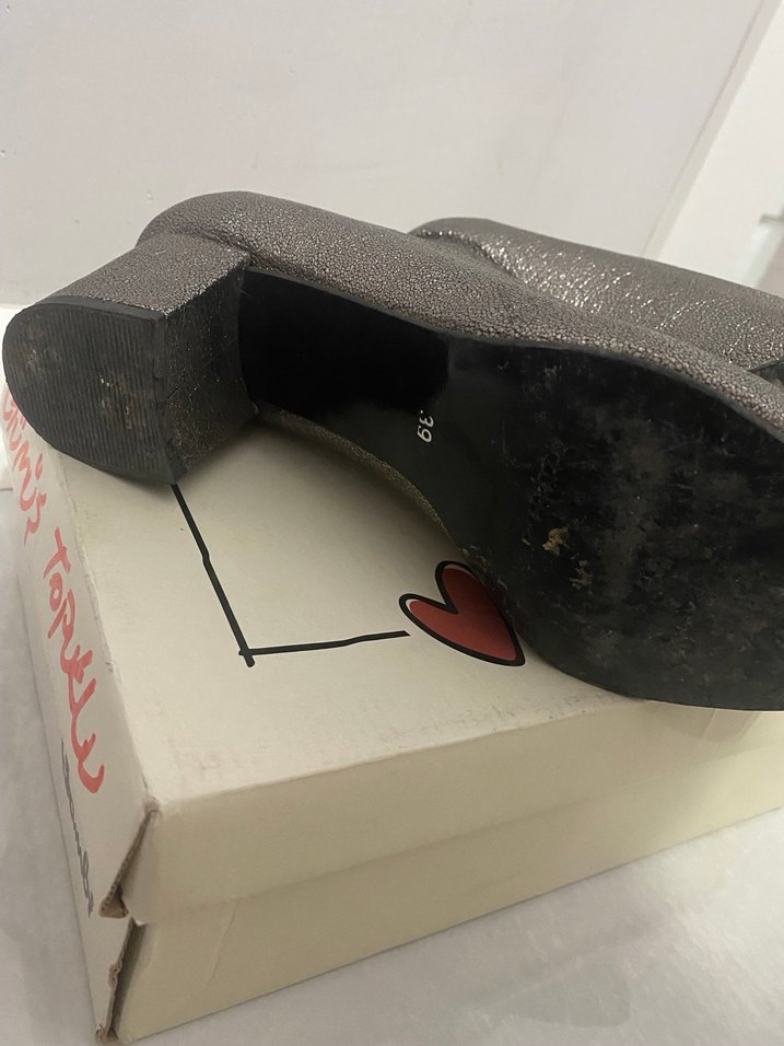 Gri Yılan Desenli Pliseli Blok Topuklu Stiletto - Görsel 2