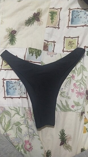 Hiç giyilmemiş bikini altı