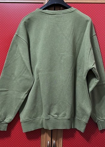 Pull and Bear Yeşil Baskılı Kadın Sweatshirt