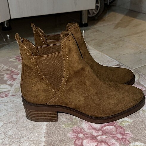 Stradivarius tarçın bot