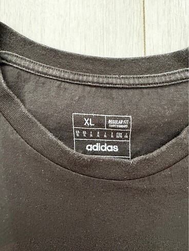 xl Beden Adidas kısa kollu baskılı tshirt