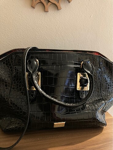 nine west kadın kol çantası