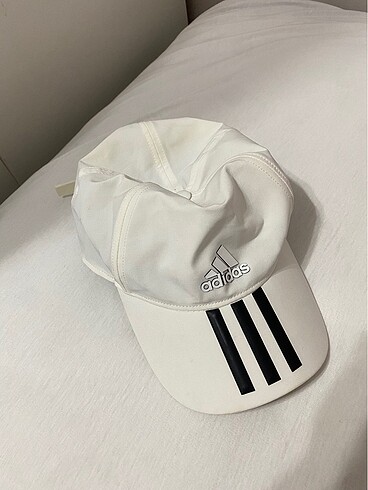 Adidas Orjinal Şapka Beyaz Logolu