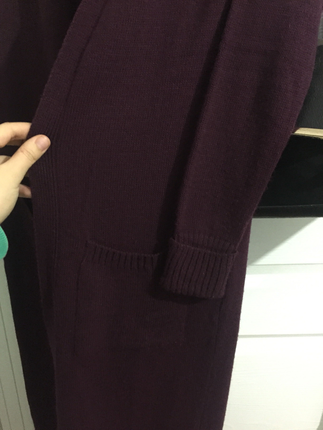 Bordo, hiç bir yerinde bisey yok