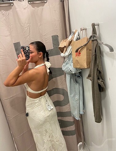 xs Beden Bershka elbise