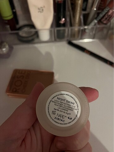 Beden nars reflecting eye brightener