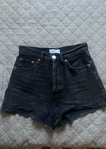 Siyah Düğmeli Kadın Mini Kot Şort