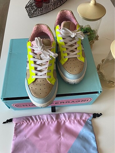 38 Beden Chiara ferragnı
