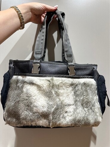 PRADA CANTA