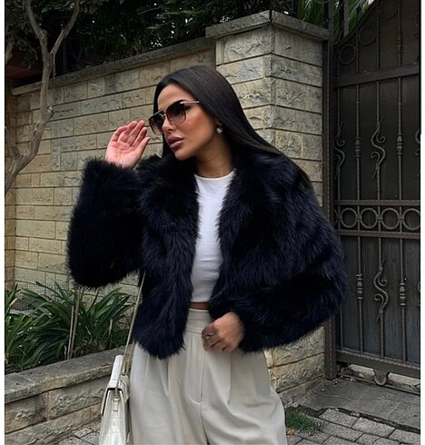 Siyah mini crop kürk / peluş / siyah / kürk