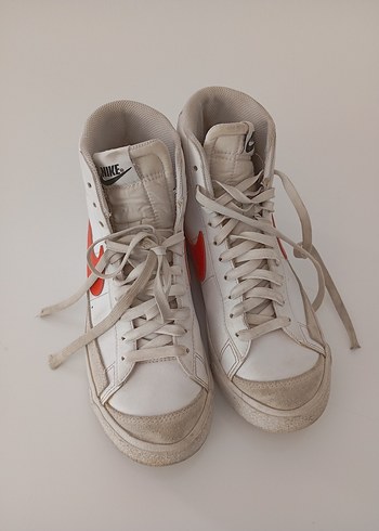 39 Beden beyaz Renk Nike blazer