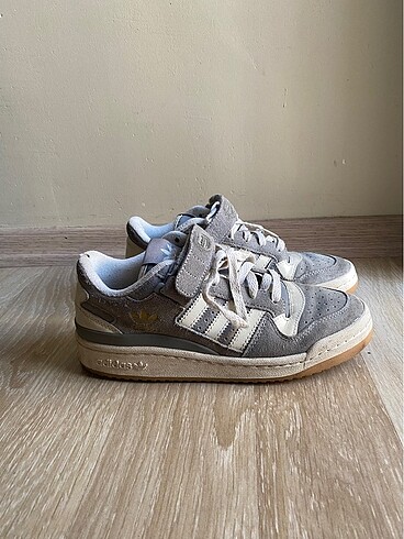 38 Beden Adidas forum low ayakkabı