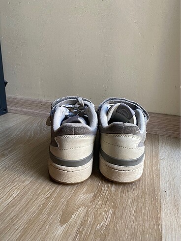 38 Beden gri Renk Adidas forum low ayakkabı