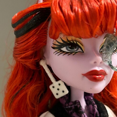  Beden Renk Monster High Operetta Basic