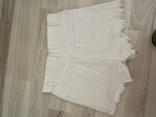 32 Beden Zara beyaz yüksek bel mini kot şort