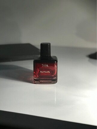 Zara Red Vanilla Parfüm
