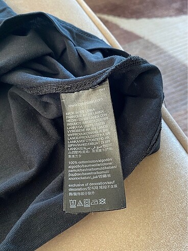 m Beden siyah Renk Calvin klein tshirt