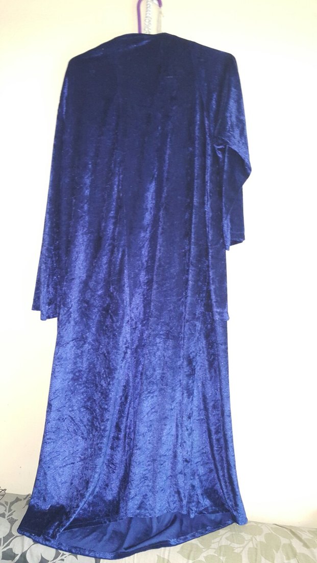 Kadife Uzun Kollu Elbise 75 kg Boyu: 135 Kol Ara:70 cm - Görsel 3