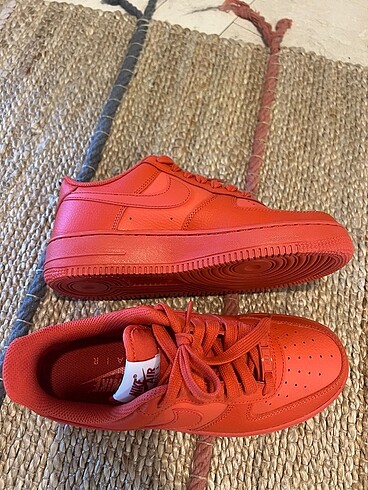 38,5 Beden Nike Air Force 1 - Triple Orange
