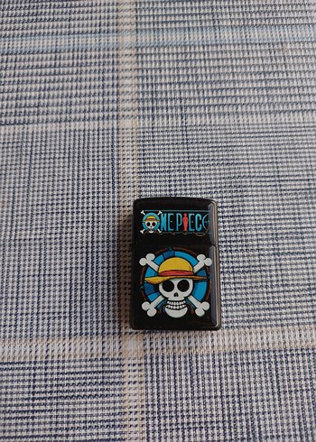 Diğer One Piece Desenli Siyah Çakmak
