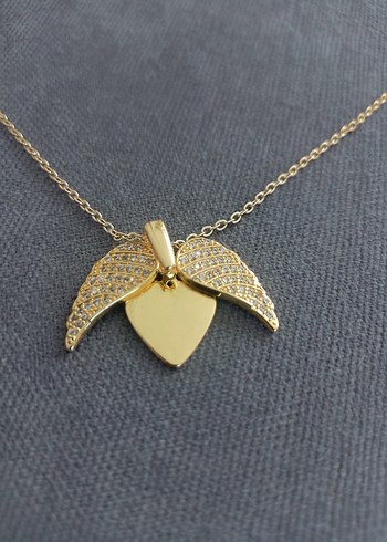 Altın Renkli Kanat Figürlü Kolye - Görsel 4