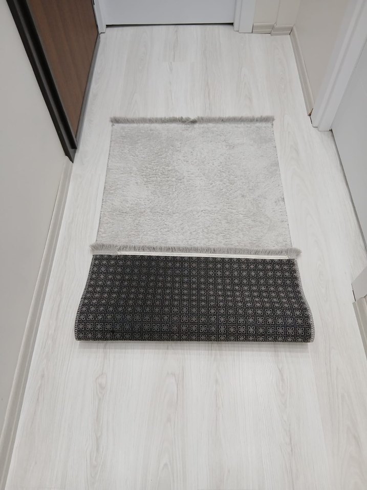 Gri Modern Desensiz Halı - Görsel 2