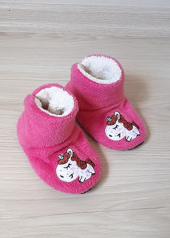 Kız Çocuk Pembe Nakışlı Sıcak Ev Terliği - Görsel 4