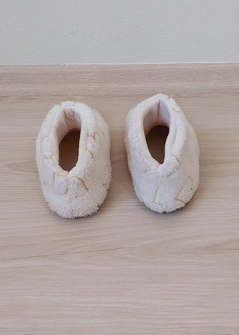 Kızlar için Beyaz Sıcak Kürklü Ev Terliği - Görsel 3