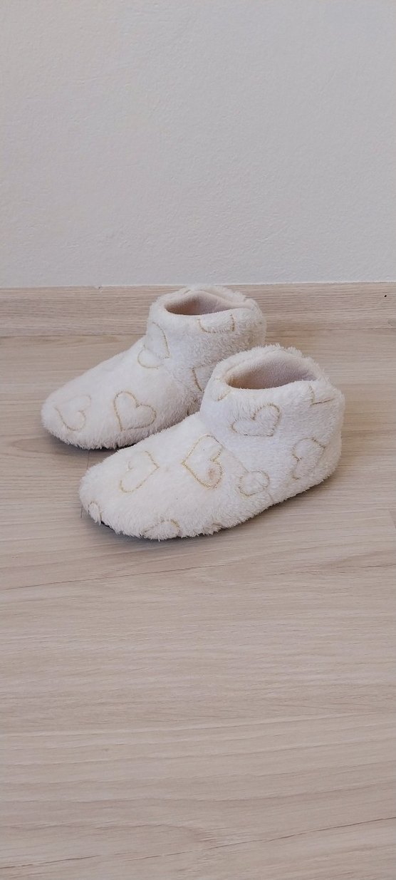 Kızlar için Beyaz Sıcak Kürklü Ev Terliği - Görsel 2