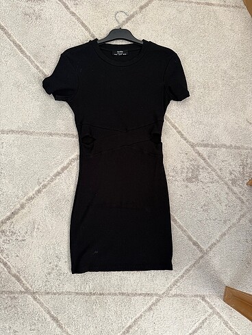Bershka elbise