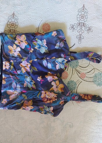34 Beden Çiçek Desenli crop