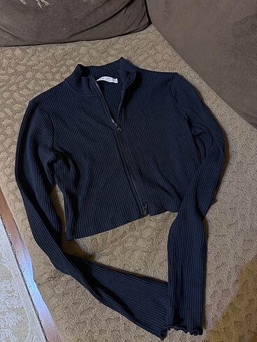 Bershka siyah uzun kollu crop