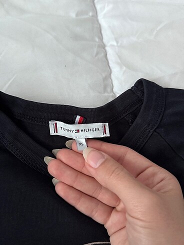 xs Beden Tommy hilfiger kadın tshirt