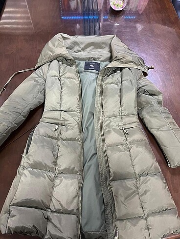 Zara haki mont / TAKASA KAPALI.