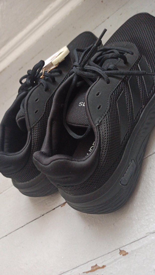 Siyah Bağcıklı Adidas Spor Ayakkabı - Görsel 2