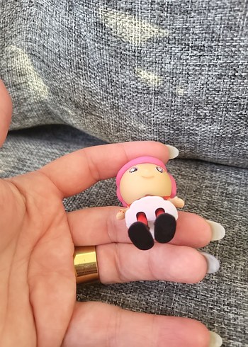 Pembe Saçlı Küçük Aksiyon Figürü - Görsel 3