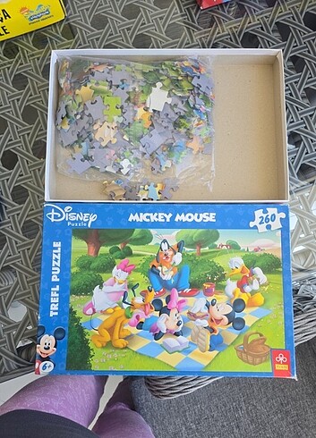 Walt Disney World Disney Mickey Mouse puzzle 